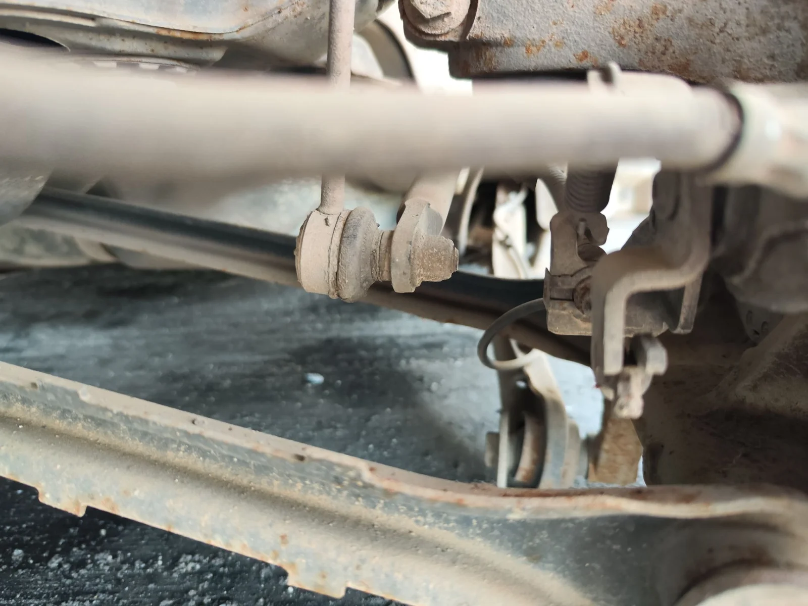 Foto de BRAZO SUSPENSION TRASERO DERECHO FORD MONDEO BERLINA (GE) 2.0 TDCi CAT (131 CV / 96 KW) referencia 1118921