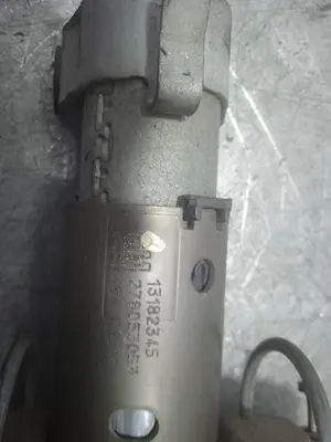 Foto de COLUMNA DIRECCION OPEL ASTRA H BERLINA 1.7 16V CDTI (101 CV / 74 KW) referencia 13182345 foto 4