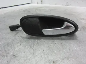 Foto de MANETA INTERIOR TRASERA DERECHA SEAT LEON (1P1) 1.9 TDI (105 CV / 77 KW) referencia 5P0837114