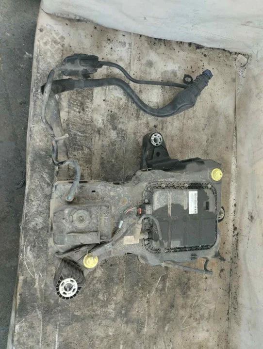 Foto de NO IDENTIFICADO PEUGEOT RIFTER 1.5 Blue-HDI FAP (131 CV / 96 KW) referencia 9817601880