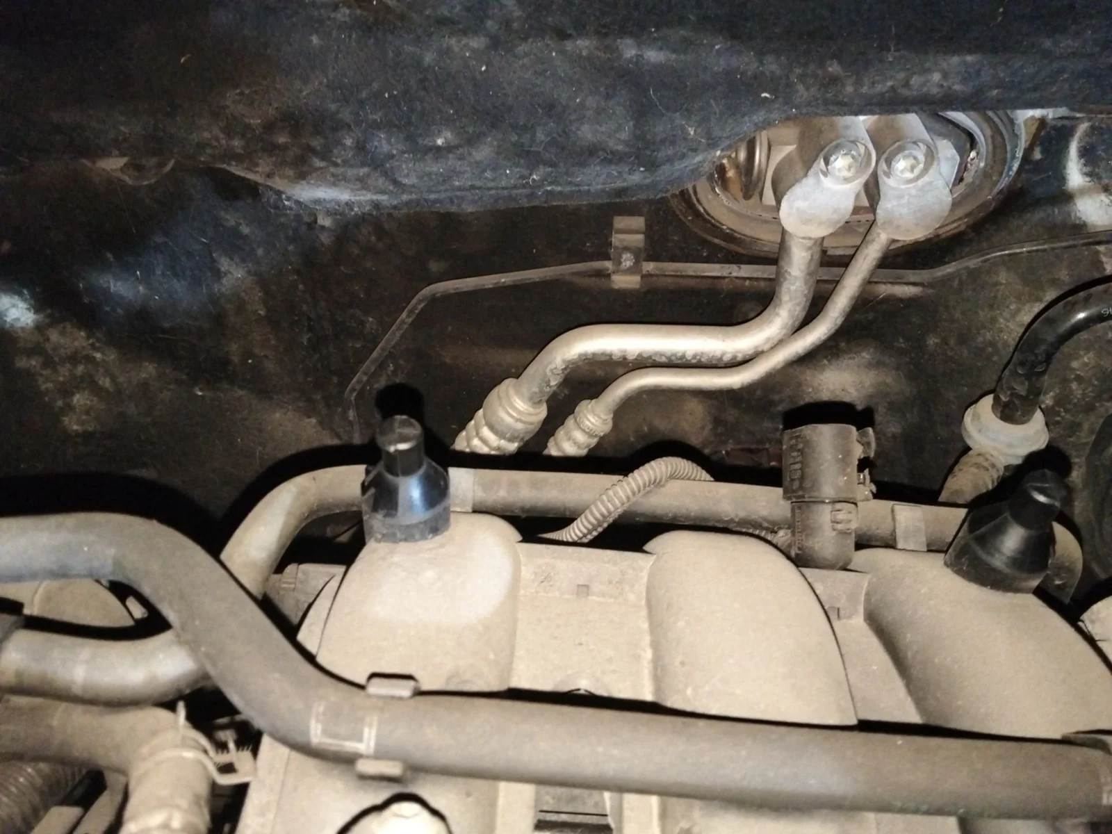 Foto de TUBOS AIRE ACONDICIONADO VOLKSWAGEN POLO IV (9N1)