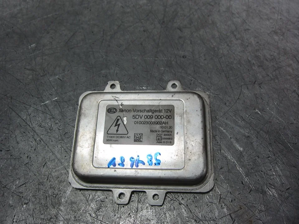 Foto de CENTRALITA FAROS XENON SKODA SUPERB (3T4) 2.0 TDI DPF (170 CV / 125 KW) referencia 5DV0090000