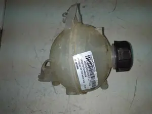 Foto de DEPOSITO EXPANSION PEUGEOT RIFTER 1.5 Blue-HDI FAP (131 CV / 96 KW) referencia 9678514680 foto 2