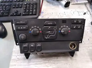 Foto de MANDO CALEFACCION / AIRE ACONDICIONADO VOLVO S60 BERLINA 2.4 Diesel (131 CV / 96 KW) referencia 8691948
