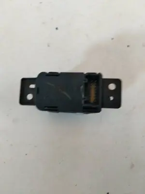 Foto de INTERRUPTOR RENAULT MEGANE IV BERLINA 5P referencia 363216544R foto 3