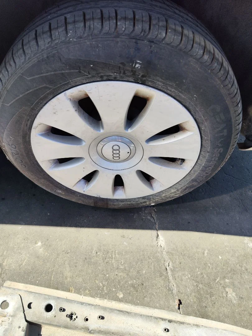 Foto de LLANTA AUDI A6 BERLINA (4F2) 2.0 TDI (140 CV / 103 KW) referencia 4F0601025N FKZ