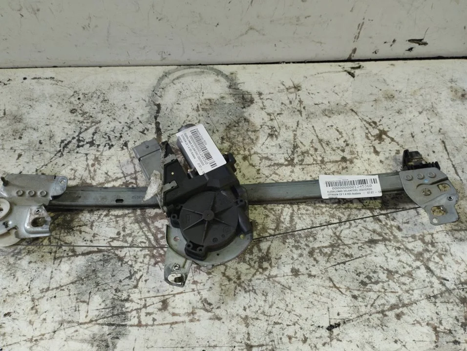 Foto de ELEVALUNAS DELANTERO IZQUIERDO CITROEN C3 1.4 HDi (68 CV / 50 KW) referencia 400619F