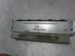 Foto de NO IDENTIFICADO VOLKSWAGEN GOLF VI (5K1)(10.2008) 1.6 TDI DPF (105 CV / 77 KW) referencia 5K1880841B foto 4