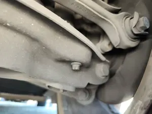 Foto de MANGUETA TRASERA DERECHA BMW SERIE 3 BERLINA (E90) 2.0 16V Diesel (163 CV / 120 KW)