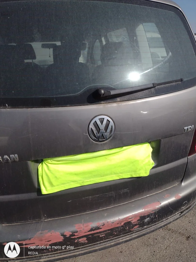Foto de CERRADURA MALETERO / PORTON VOLKSWAGEN TOURAN (1T2) 1.9 TDI (105 CV / 77 KW)