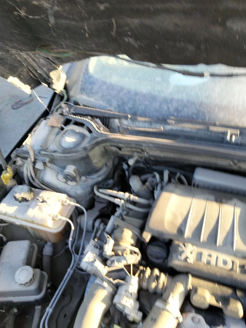 Foto de BRAZO LIMPIA DELANTERO DERECHO PEUGEOT 407 1.6 HDi FAP CAT (9HZ / DV6TED4) (109 CV / 80 KW) referencia 6429X5