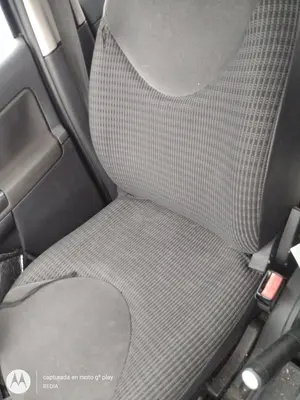 Foto de ASIENTO DELANTERO DERECHO CITROEN C3 1.4 HDi (68 CV / 50 KW)