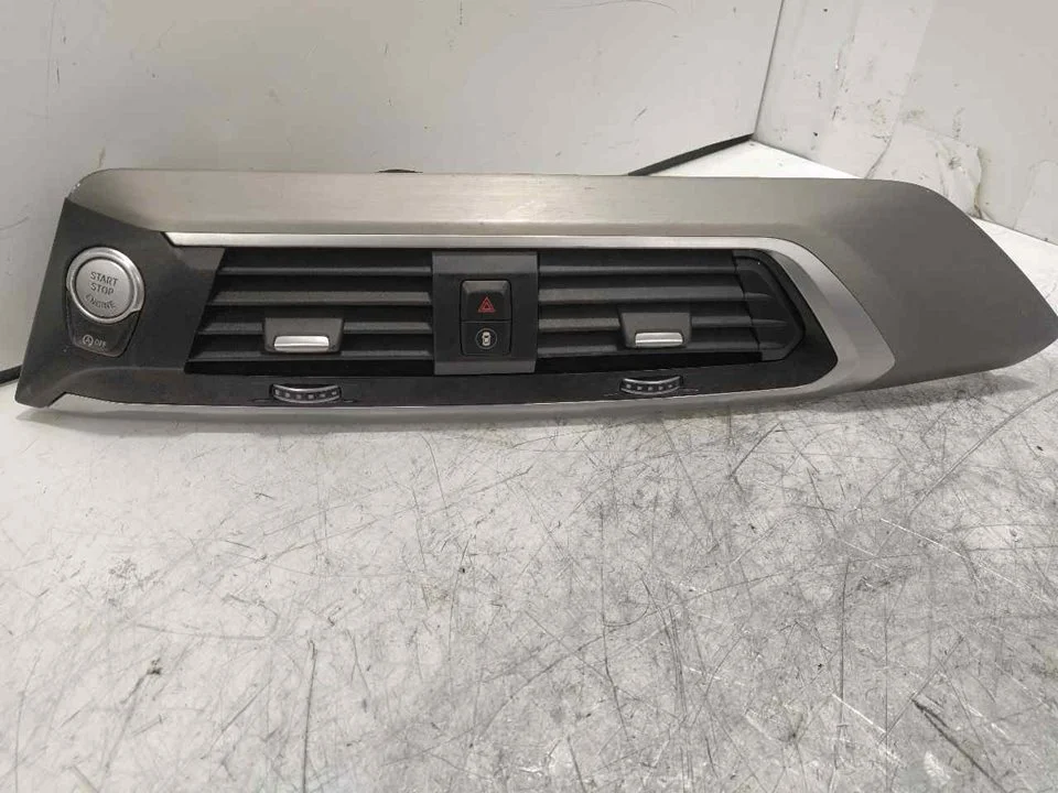 Foto de REJILLA AIREADORA BMW SERIE X3 (G01) 3.0 24V Turbodiesel (265 CV / 195 KW) referencia 936344410