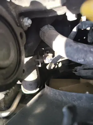Foto de COMPRESOR AIRE ACONDICIONADO TOYOTA COROLLA (E11) 2.0 Turbodiesel CAT (90 CV / 66 KW) referencia 883201A47084