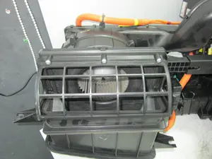 Foto de CALEFACCION ENTERA NORMAL TESLA MODEL S eléctrico 270 kW (367 CV / 270 KW) referencia 201403080422 foto 12