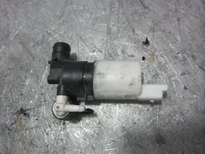 Foto de BOMBA LIMPIA RENAULT CLIO III 1.5 dCi Diesel (68 CV / 50 KW) referencia 8200067015