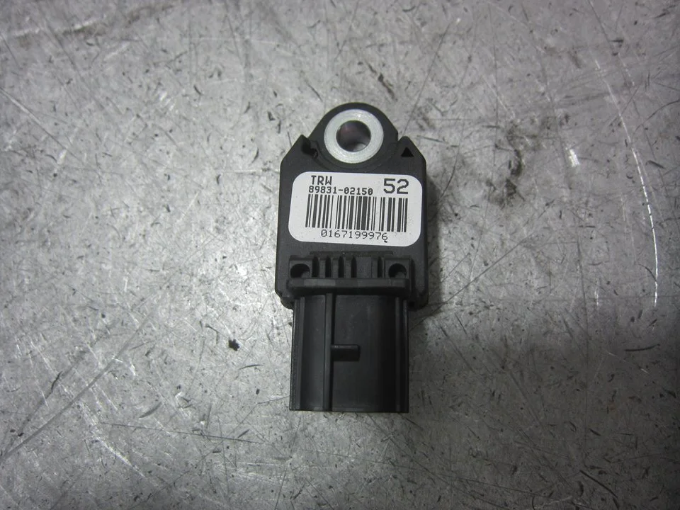 Foto de SENSOR AIRBAG TOYOTA AVENSIS CROSS SPORT (T27) 1.8 16V CAT (147 CV / 108 KW) referencia 8983102150