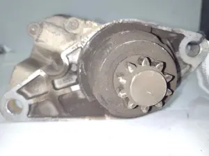 Foto de MOTOR ARRANQUE SEAT IBIZA (6L1) 1.2 (64 CV / 47 KW) referencia 0001120400 foto 5