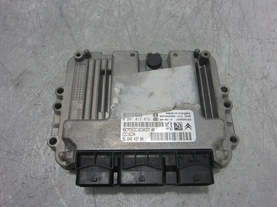Foto de CENTRALITA MOTOR UCE CITROEN C4 BERLINA 1.6 16V HDi (90 CV / 66 KW) referencia 9653958980