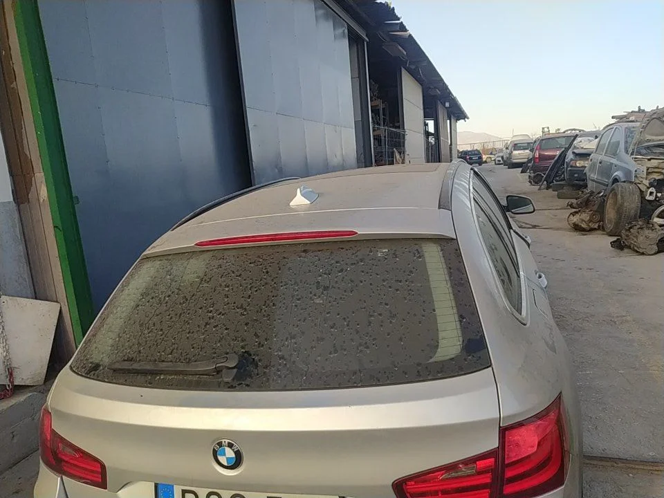 Foto de GUARNECIDO PORTON TRASERO BMW SERIE 5 TOURING (F11) 2.0 Turbodiesel (184 CV / 135 KW)
