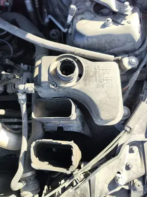 Foto de DEPOSITO EXPANSION BMW SERIE 3 BERLINA (E90) 2.0 16V Diesel (163 CV / 120 KW)