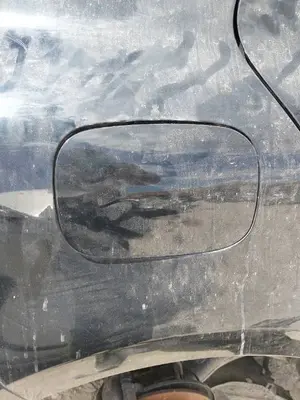 Foto de TAPA EXTERIOR COMBUSTIBLE RENAULT MEGANE IV BERLINA 5P