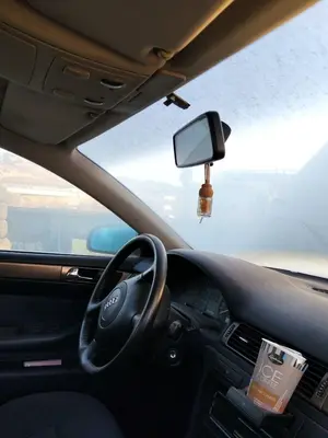 Foto de RETROVISOR INTERIOR AUDI A6 BERLINA (4B2) 1.8 20V Turbo (150 CV / 110 KW)