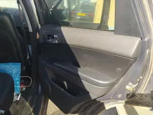 Foto de GUARNECIDO PUERTA TRASERA DERECHA SSANGYONG ACTYON 2.0 TD CAT (141 CV / 104 KW)