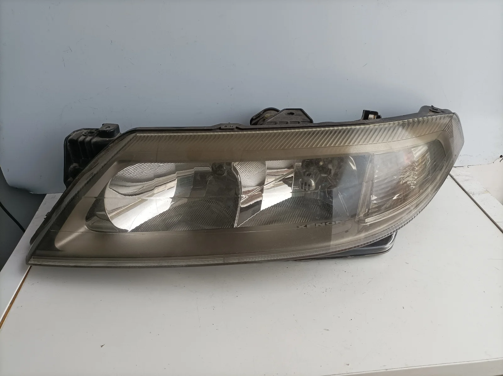 Foto de FARO IZQUIERDO RENAULT LAGUNA II (BG0) referencia 8200163323