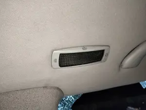 Foto de LUZ INTERIOR VOLKSWAGEN GOLF IV BERLINA (1J1)(10.1997)
