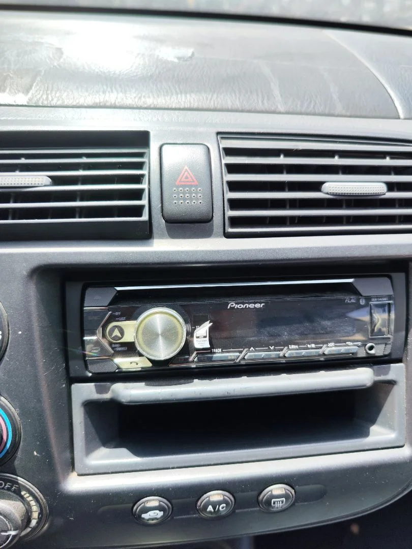 Foto de SISTEMA AUDIO / RADIO CD HONDA CIVIC AERODECK (MB/MC) 1.6 CAT (D 16 B 2) (116 CV / 85 KW)