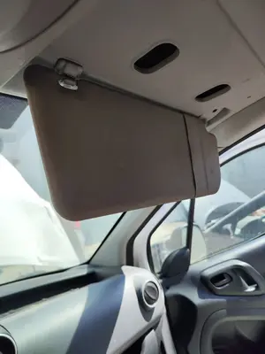 Foto de PARASOL DERECHO CITROEN BERLINGO FURGÓN 1.6 16V HDi FAP (75 CV / 55 KW) foto 2