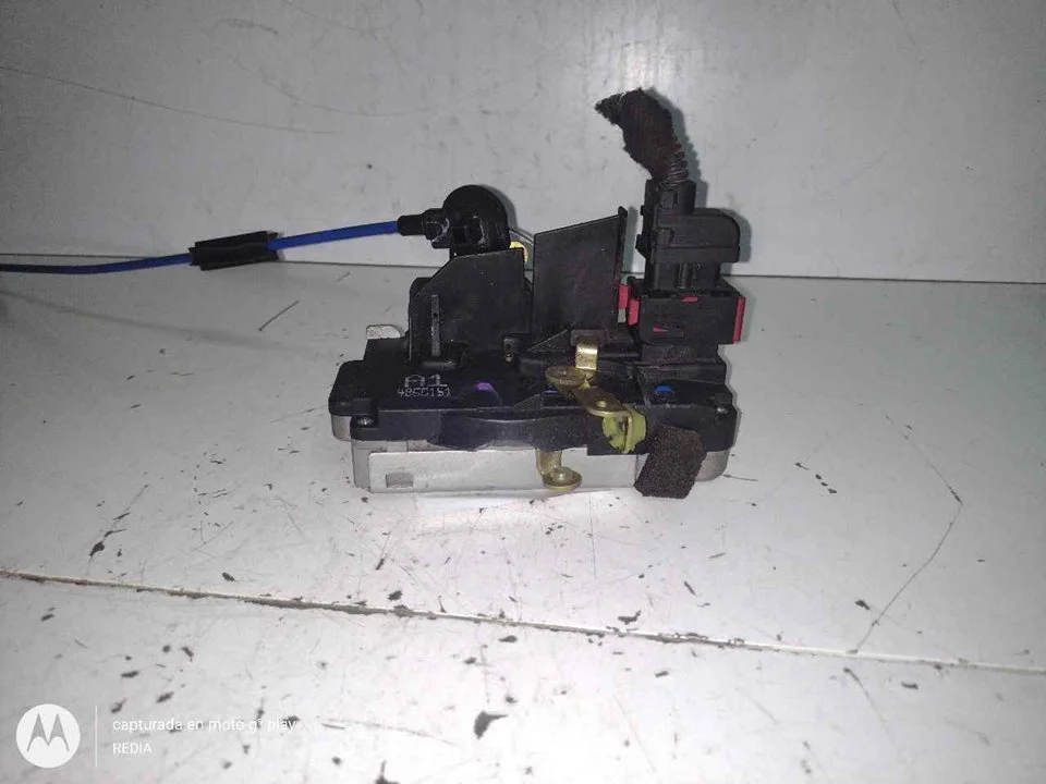 Foto de CERRADURA PUERTA DELANTERA IZQUIERDA SAAB 9-5 BERLINA 3.0 V6 TiD CAT (175 CV / 129 KW) referencia 4855151