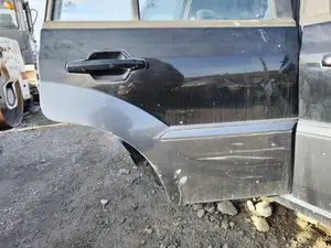 Foto de PUERTA TRASERA DERECHA HYUNDAI TERRACAN (HP) 2.9 CRDi CAT (150 CV / 110 KW) foto 2