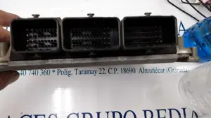 Foto de CENTRALITA MOTOR UCE RENAULT MEGANE I FASE 2 COUPE (DA...) 1.9 dCi Diesel CAT (102 CV / 75 KW) referencia 0281010819 foto 2