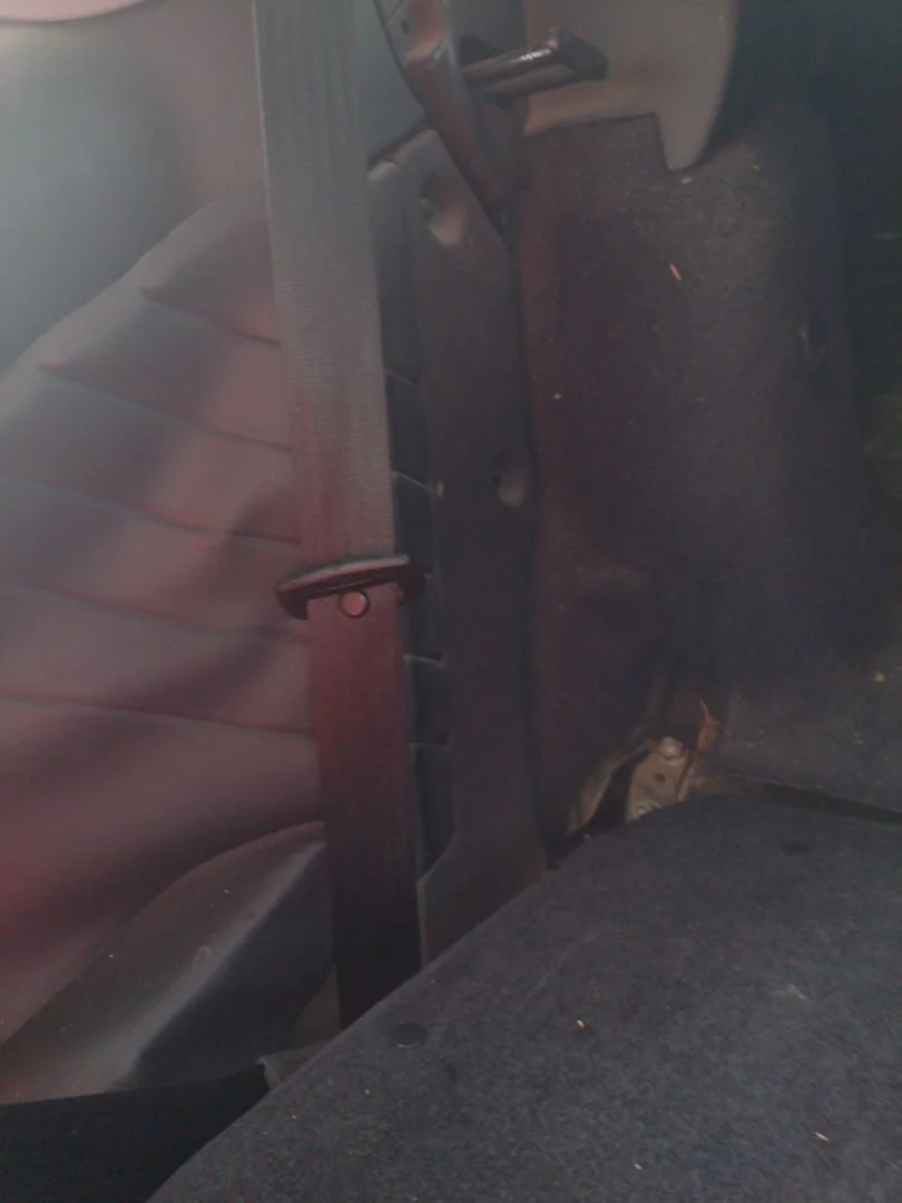Foto de CINTURON SEGURIDAD TRASERO DERECHO ALFA ROMEO GT (125) 1.9 JTD (M) 16V CAT (150 CV / 110 KW)