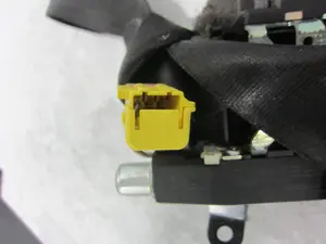 Foto de CINTURON SEGURIDAD DELANTERO DERECHO VOLKSWAGEN TOURAN (1T2) 1.9 TDI (105 CV / 77 KW) referencia 33014051 foto 5
