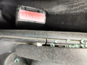 Foto de PRETENSOR AIRBAG IZQUIERDO CITROEN C4 BERLINA 1.6 16V HDi (90 CV / 66 KW)