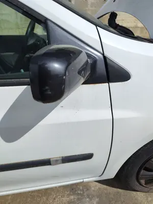 Foto de RETROVISOR DERECHO RENAULT CLIO III 1.5 dCi Diesel FAP (75 CV / 55 KW) foto 2