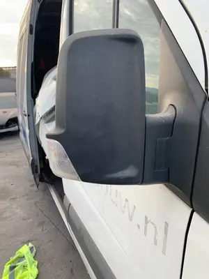 Foto de RETROVISOR DERECHO VOLKSWAGEN CRAFTER FURGÓN (2E) 2.5 TDI DPF (109 CV / 80 KW) foto 2