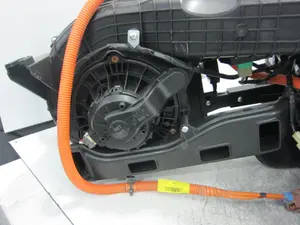 Foto de CALEFACCION ENTERA NORMAL TESLA MODEL S eléctrico 270 kW (367 CV / 270 KW) referencia 201403080422 foto 2