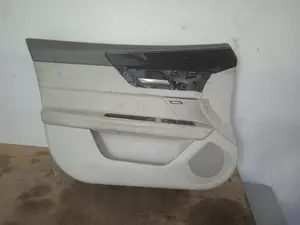Foto de GUARNECIDO PUERTA DELANTERA IZQUIERDA JAGUAR XF 2.0 Diesel CAT (163 CV / 120 KW) referencia GX6323721A