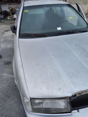Foto de CAPO SKODA OCTAVIA BERLINA (1U2) 1.9 TDI (90 CV / 66 KW) referencia 1U0823031D foto 4