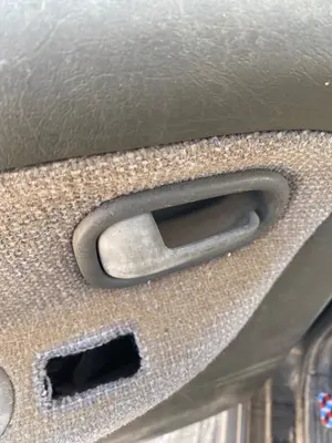 Foto de MANETA INTERIOR TRASERA IZQUIERDA KIA SPORTAGE 2.0 CAT (128 CV / 94 KW)