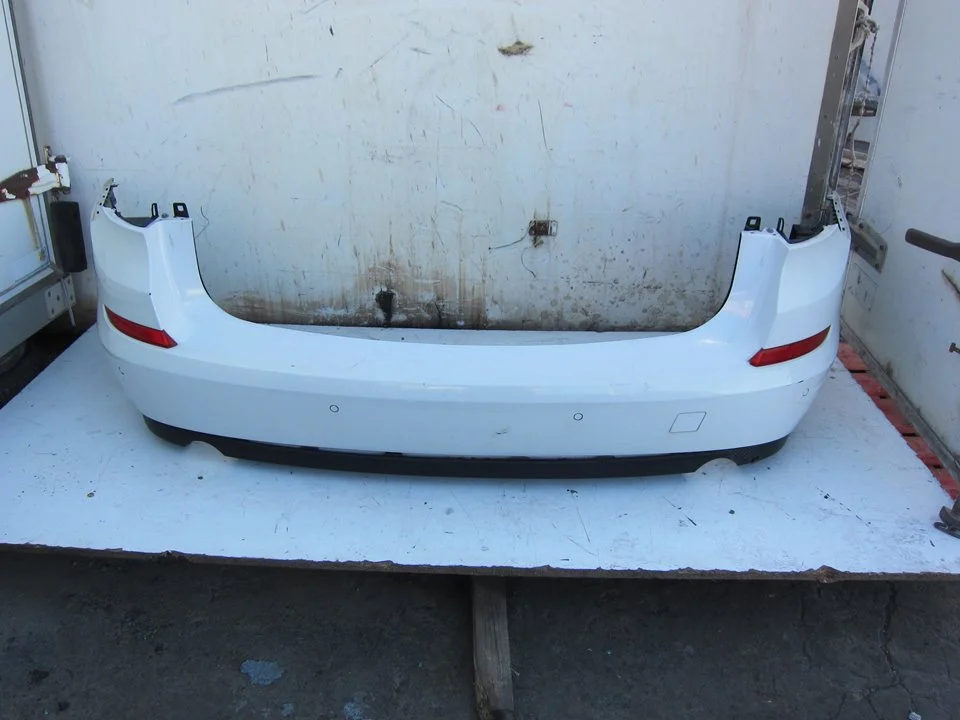 Foto de PARAGOLPES TRASERO BMW SERIE 5 GRAN TURISMO (F07) 3.0 24V Turbo (306 CV / 225 KW)