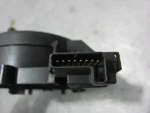 Foto de ANILLO AIRBAG AUDI A3 SPORTBACK (8PA) 1.9 TDI (105 CV / 77 KW) referencia 1K0959653D foto 4