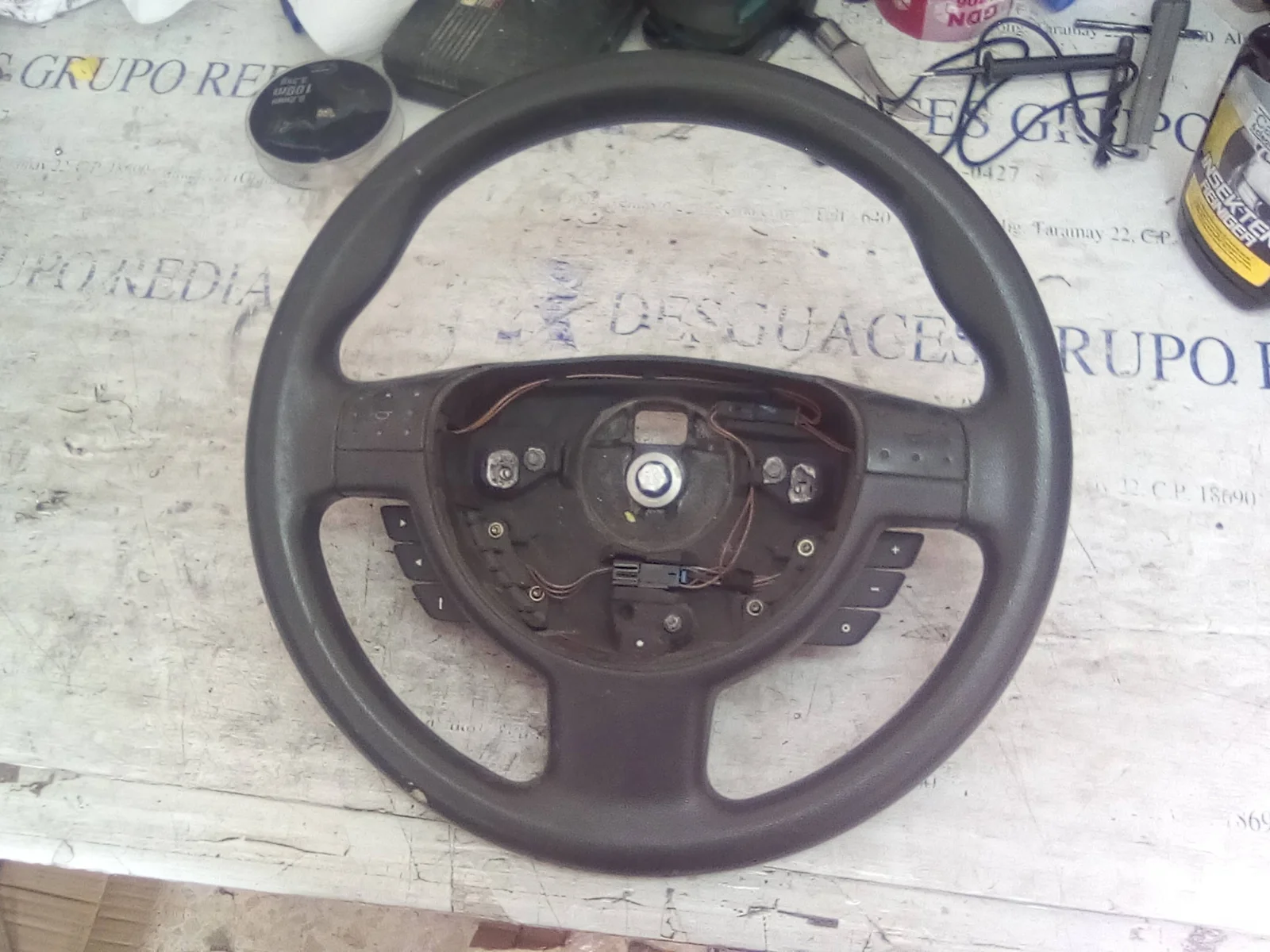 Foto de VOLANTE OPEL CORSA C 1.7 16V DI CAT (Y 17 DTL / LK8) (65 CV / 48 KW) referencia 8039566