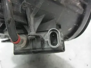 Foto de FARO DERECHO KIA OPIRUS (GH) 3.5 V6 CAT (203 CV / 149 KW) referencia 921023F110 foto 2
