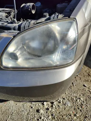 Foto de FARO IZQUIERDO KIA CARENS (RS) 1.8 16V CAT (126 CV / 93 KW)