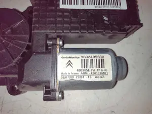 Foto de MOTOR ELEVALUNAS DELANTERO IZQUIERDO CITROEN C4 PICASSO 1.6 16V HDi FAP (109 CV / 80 KW) referencia 9682495680 foto 3